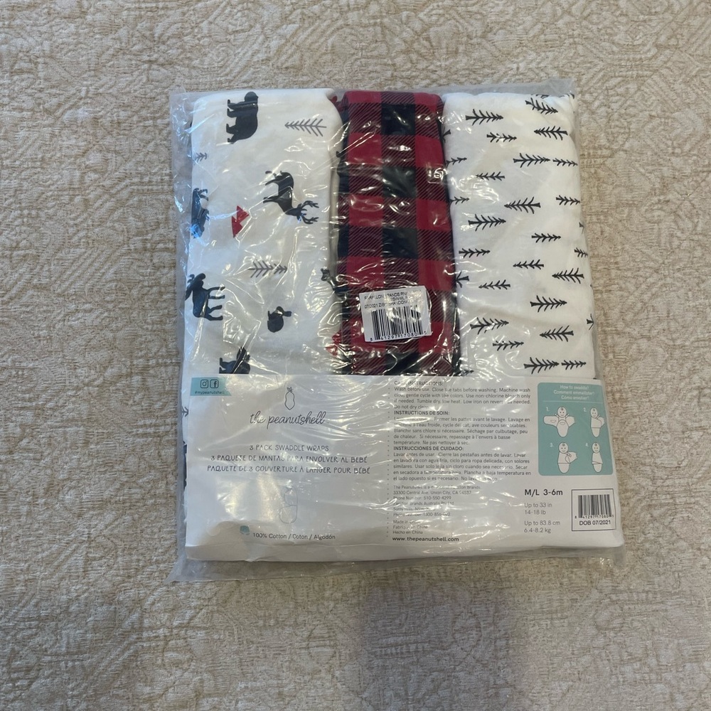 NWT 3 pack baby swaddle